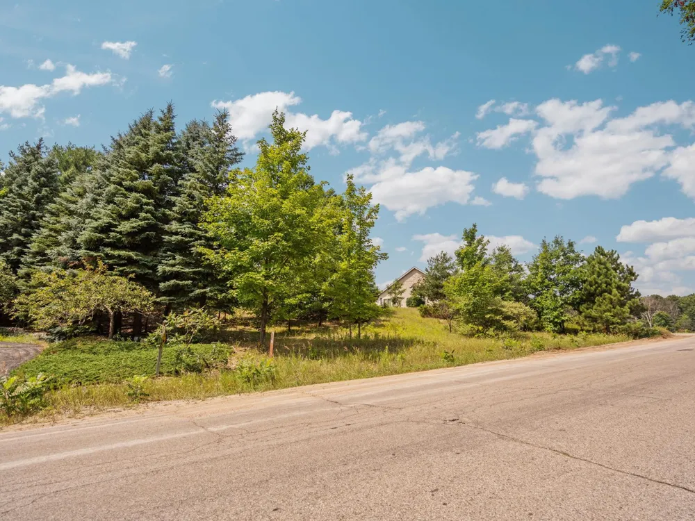 13596 S High Point Drive Elmwood Charter Township, MI 49684
