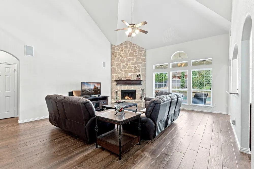 13921 Sparrow Hill Drive Little Elm, TX 75068