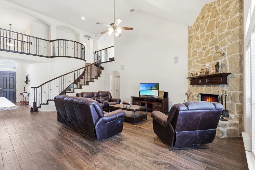 13921 Sparrow Hill Drive Little Elm, TX 75068