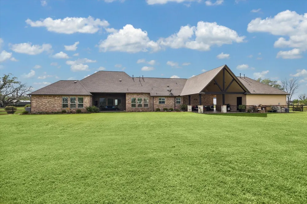 17703 Cedar Hill Drive Rosharon, TX 77583
