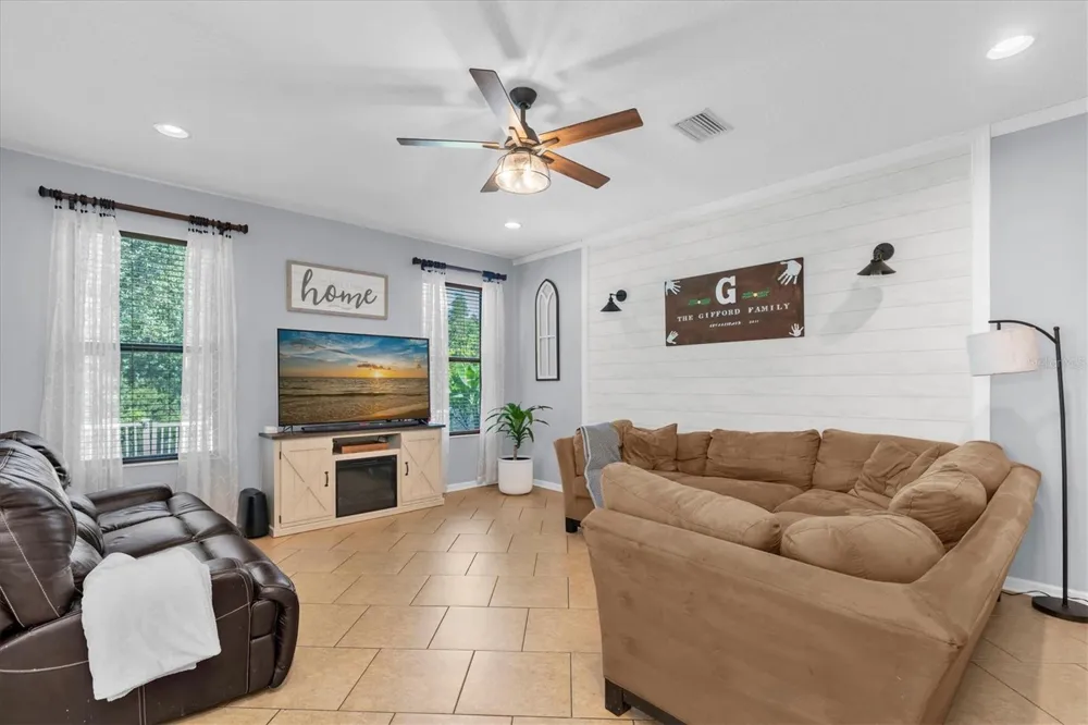 1307 KETZAL DRIVE Trinity, FL 34655