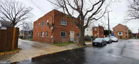 3207 11TH PL SE #3