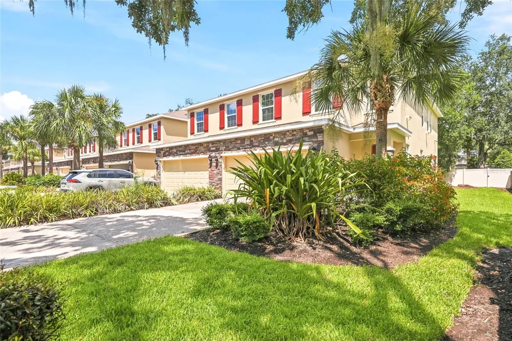 13105 CANOPY CREEK DRIVE Tampa, FL 33625