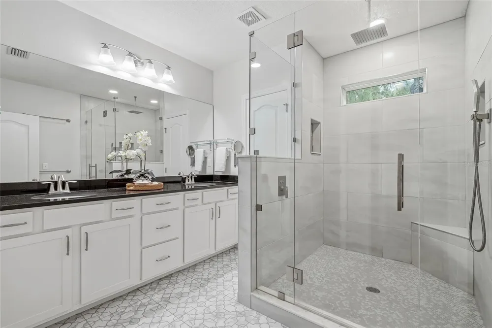 13105 CANOPY CREEK DRIVE Tampa, FL 33625