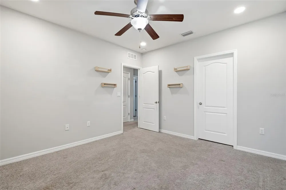 13105 CANOPY CREEK DRIVE Tampa, FL 33625