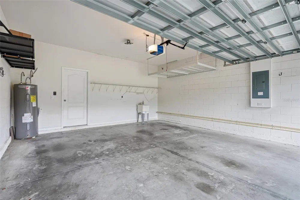 13105 CANOPY CREEK DRIVE Tampa, FL 33625