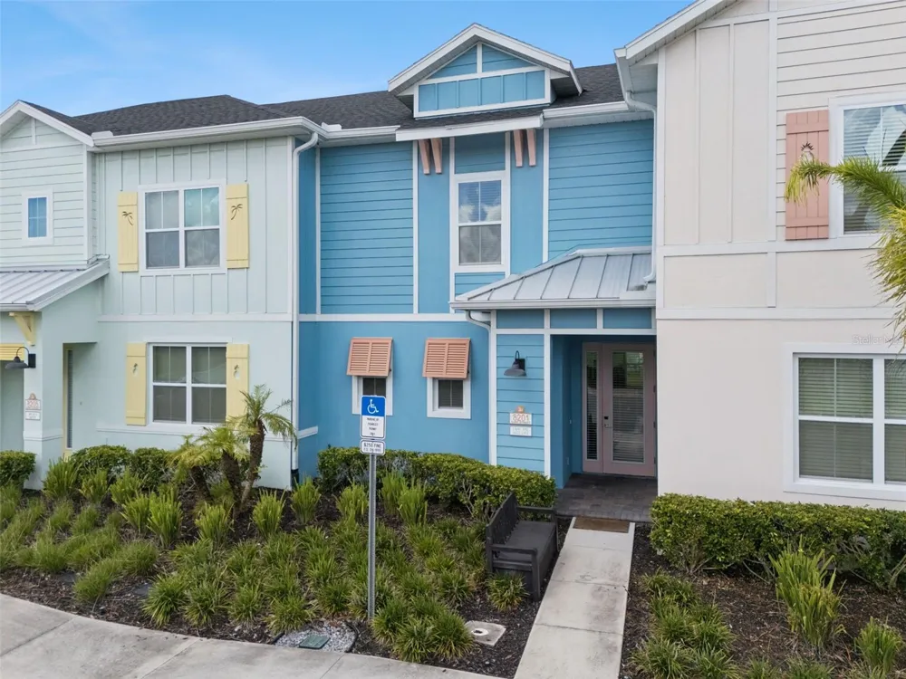8201 SURF STREET Kissimmee, FL 34747
