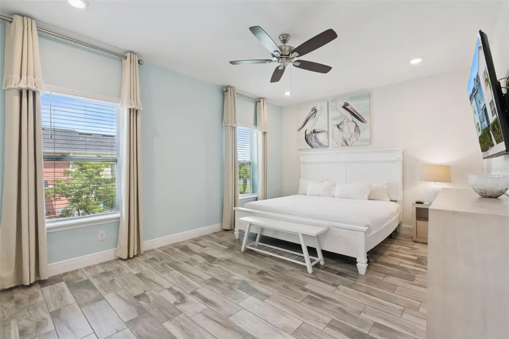 8201 SURF STREET Kissimmee, FL 34747
