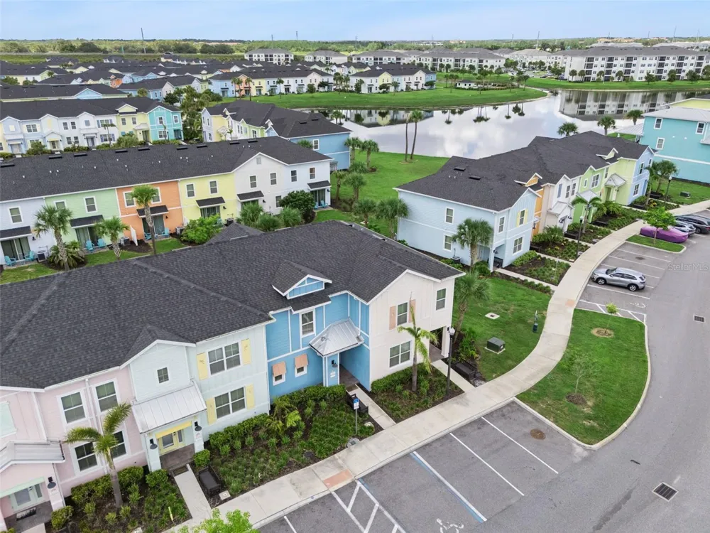8201 SURF STREET Kissimmee, FL 34747