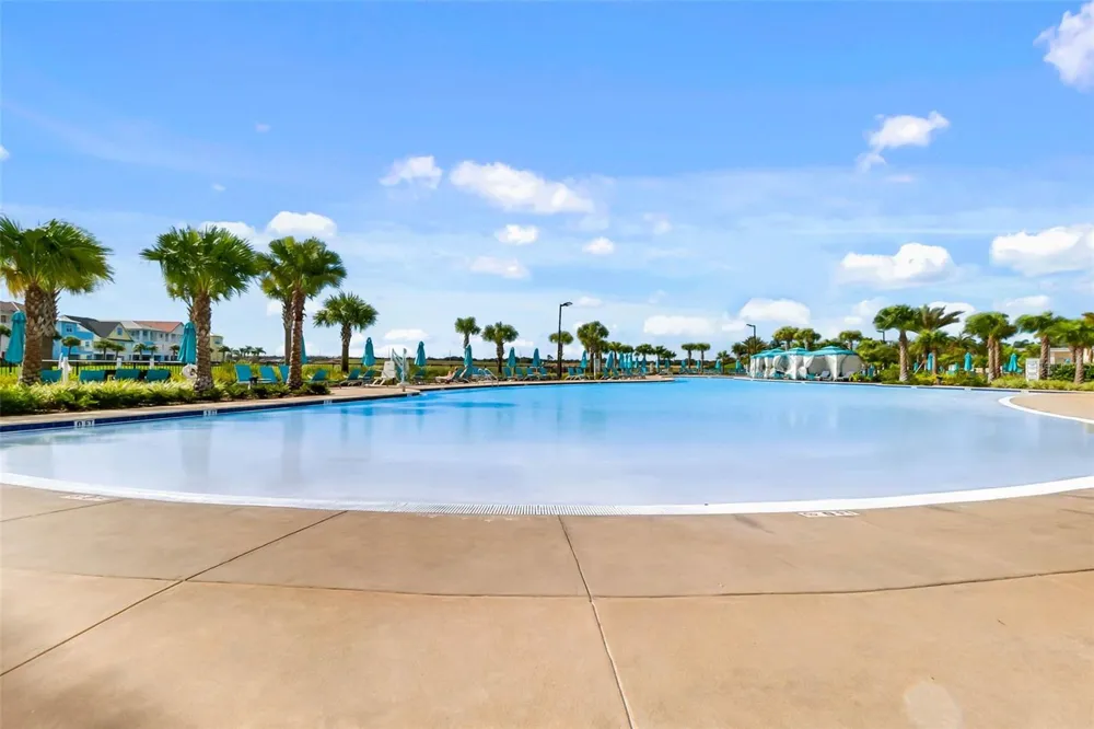 8201 SURF STREET Kissimmee, FL 34747