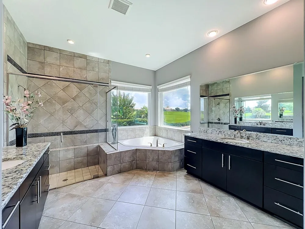 107 BALMY COAST ROAD Groveland, FL 34736