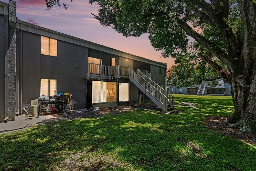 4008 CORTEZ DRIVE #B Tampa, FL 33614