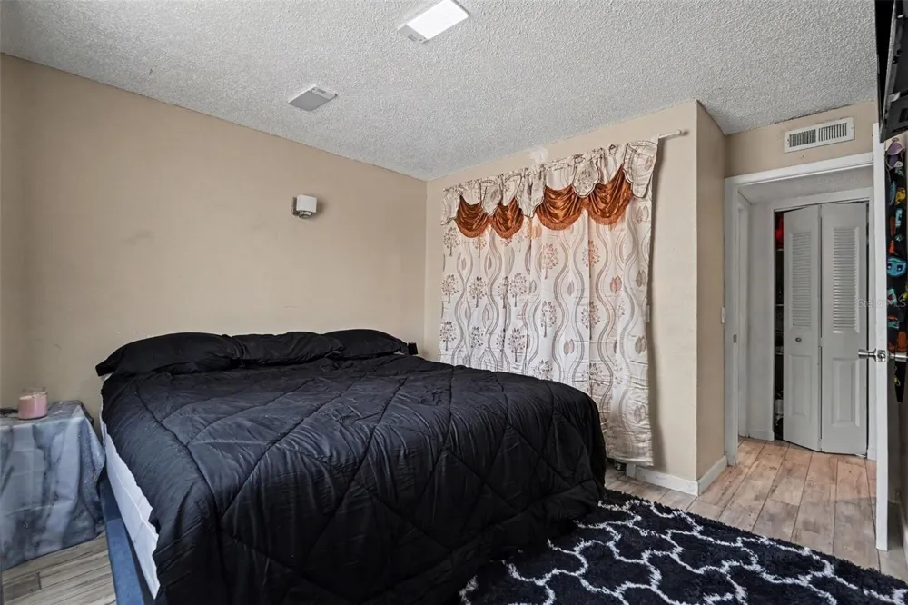 4008 CORTEZ DRIVE #B Tampa, FL 33614