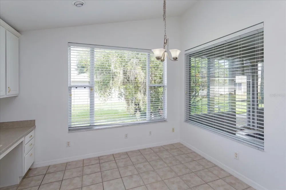 931 VINDALE ROAD Tavares, FL 32778