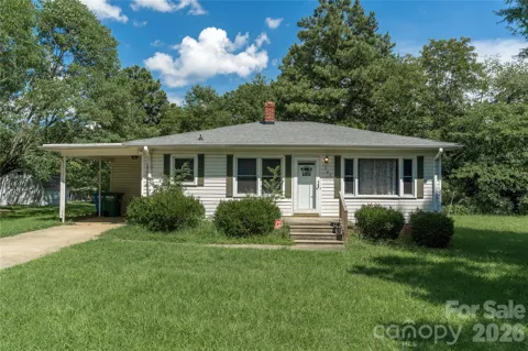 527 Washington Lane