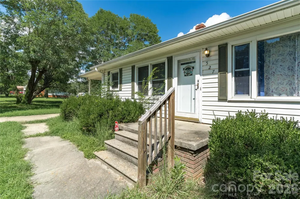 527 Washington Lane Albemarle, NC 28001