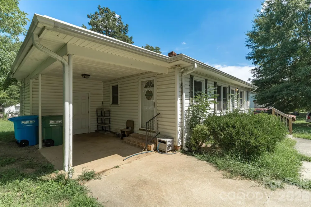 527 Washington Lane Albemarle, NC 28001