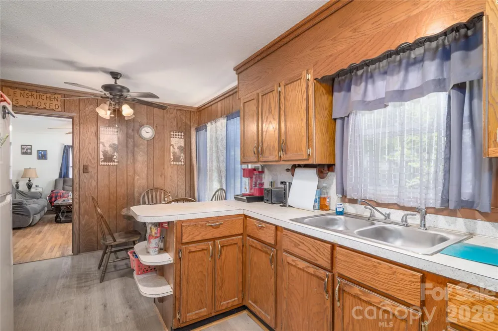 527 Washington Lane Albemarle, NC 28001