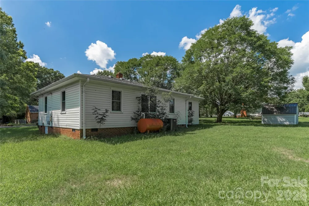 527 Washington Lane Albemarle, NC 28001