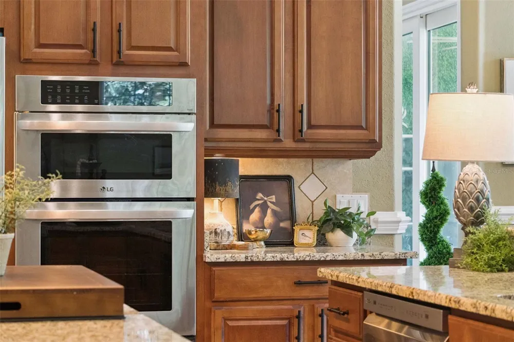 4282 MCKINNON ROAD Windermere, FL 34786