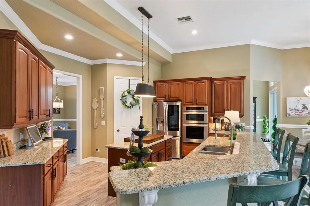 4282 MCKINNON ROAD Windermere, FL 34786