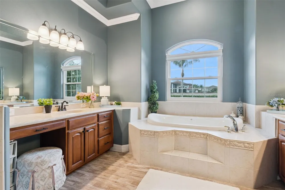 4282 MCKINNON ROAD Windermere, FL 34786