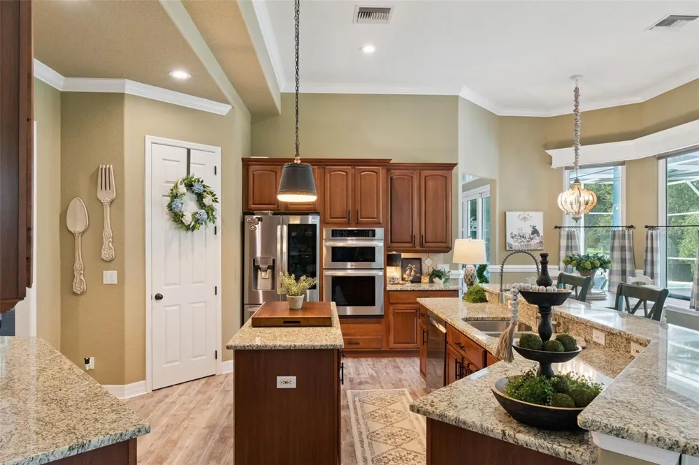 4282 MCKINNON ROAD Windermere, FL 34786
