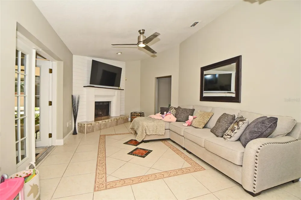 1792 PAM CIRCLE Belle Isle, FL 32809