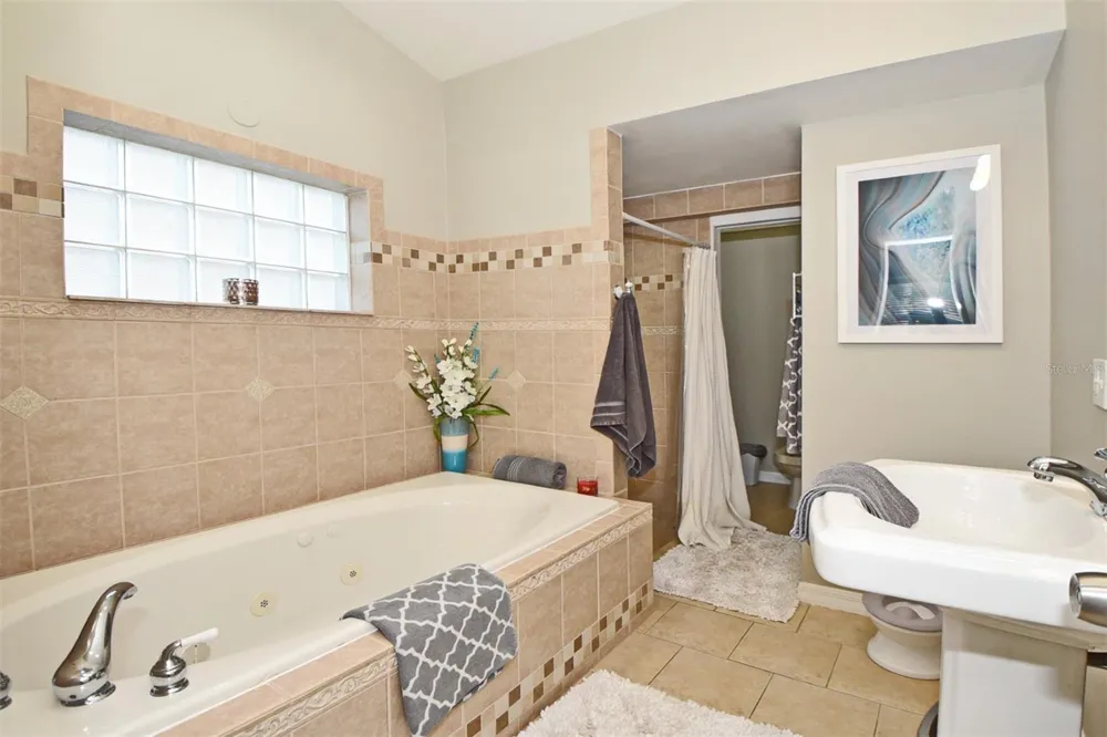 1792 PAM CIRCLE Belle Isle, FL 32809