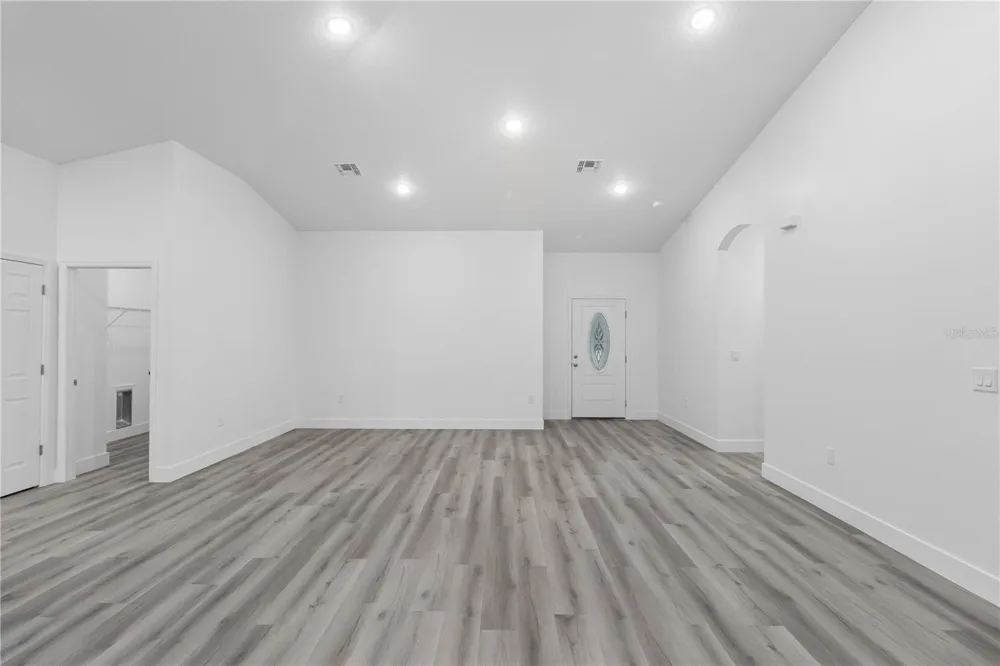 1449 KATHLEEN ROAD Lakeland, FL 33805