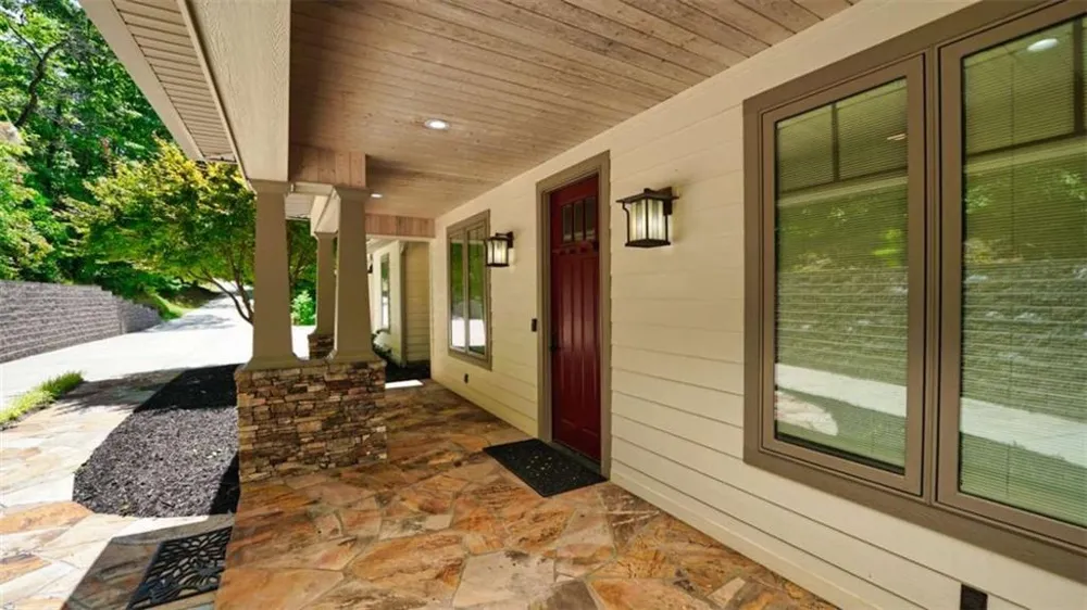 271 Highlands Dr Clarkesville, GA 30523