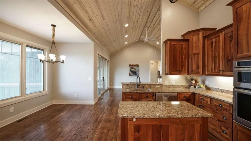 271 Highlands Dr Clarkesville, GA 30523