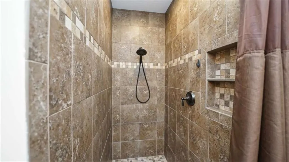271 Highlands Dr Clarkesville, GA 30523