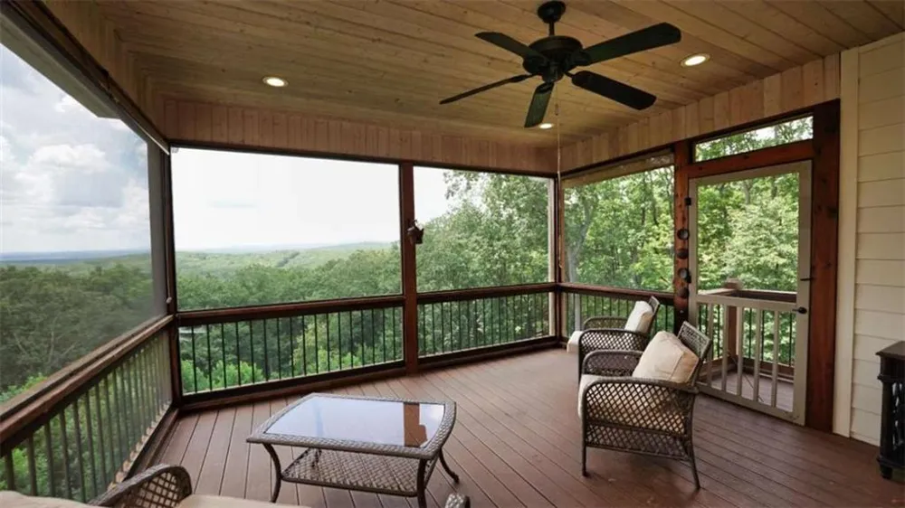 271 Highlands Dr Clarkesville, GA 30523