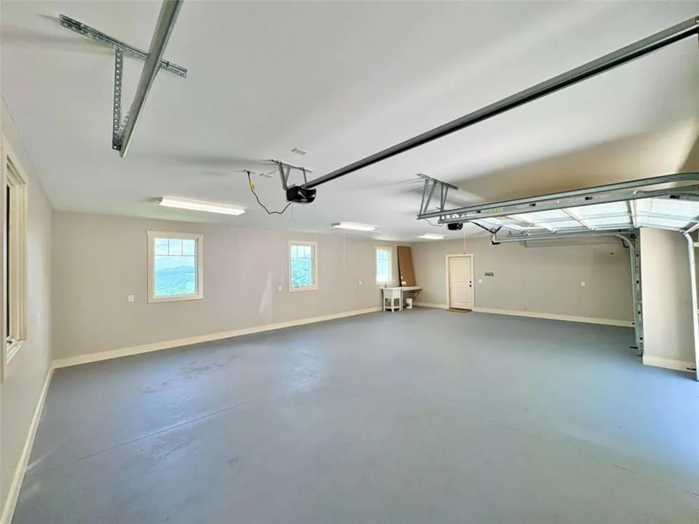 271 Highlands Dr Clarkesville, GA 30523