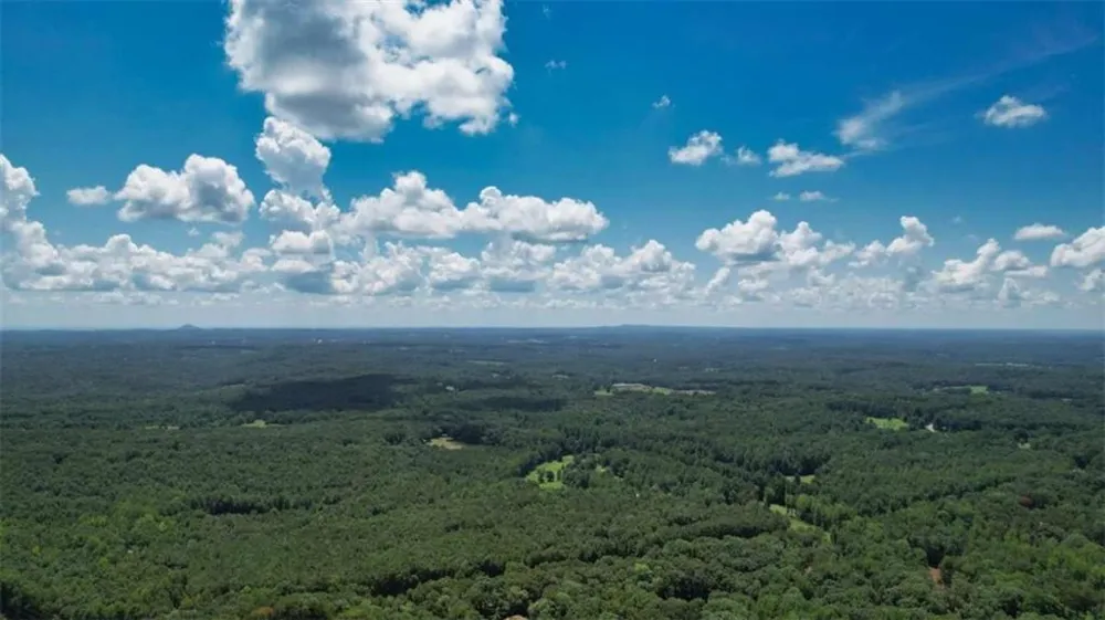 271 Highlands Dr Clarkesville, GA 30523