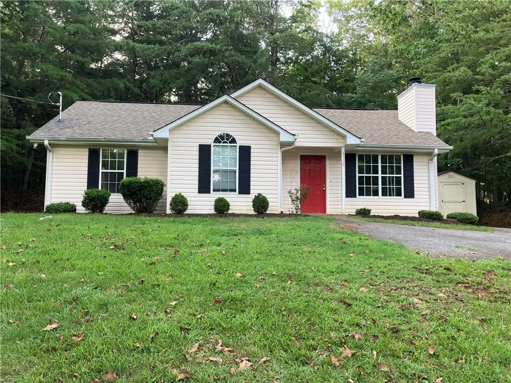 6110 Lakeside Court Gainesville, GA 30506