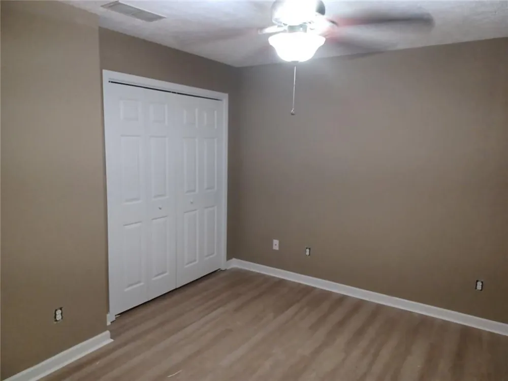 6110 Lakeside Court Gainesville, GA 30506