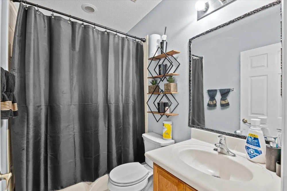 2227 OAKMONT DRIVE Riviera Beach, FL 33404