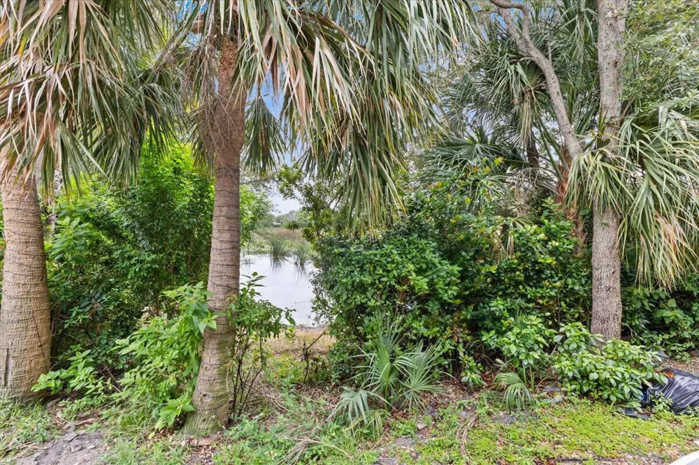 2227 OAKMONT DRIVE Riviera Beach, FL 33404