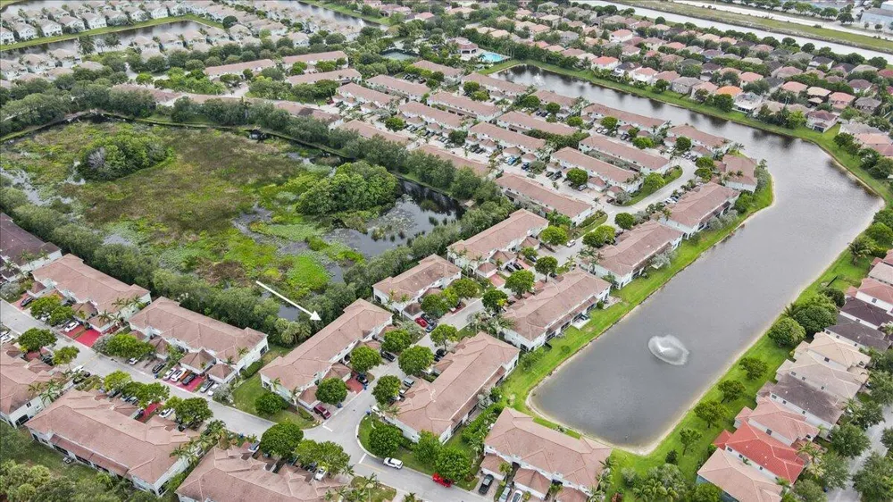 2227 OAKMONT DRIVE Riviera Beach, FL 33404