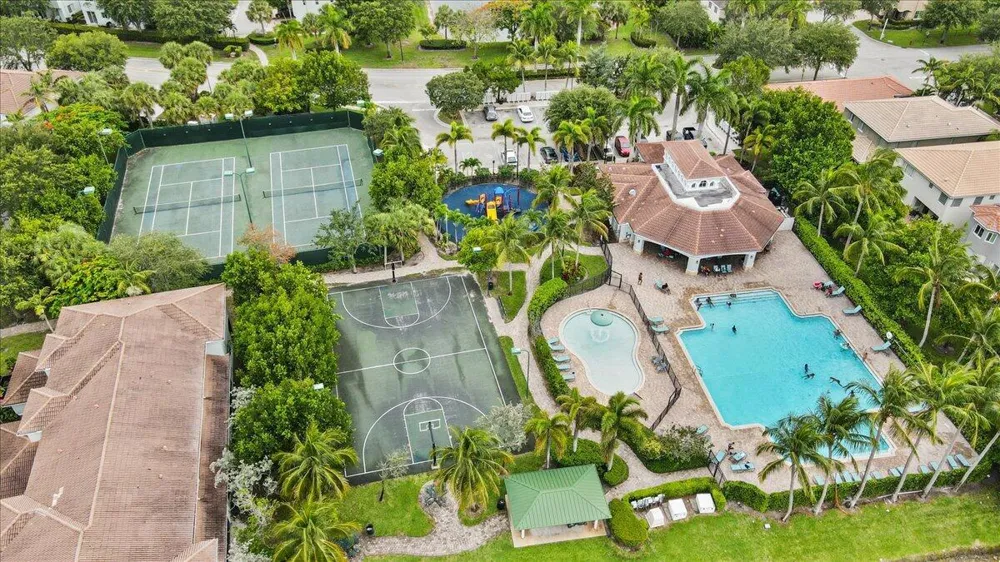 2227 OAKMONT DRIVE Riviera Beach, FL 33404