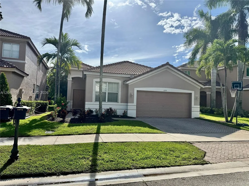 1074 Bluewood Ter #0 Weston, FL 33327