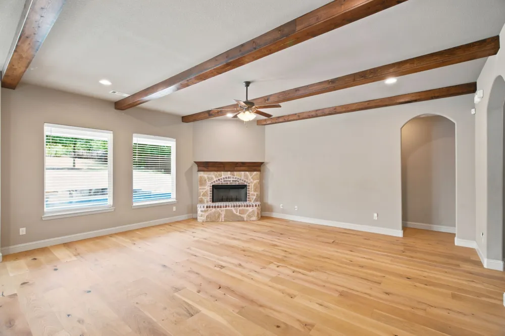 317 Landview Drive Burleson, TX 76028