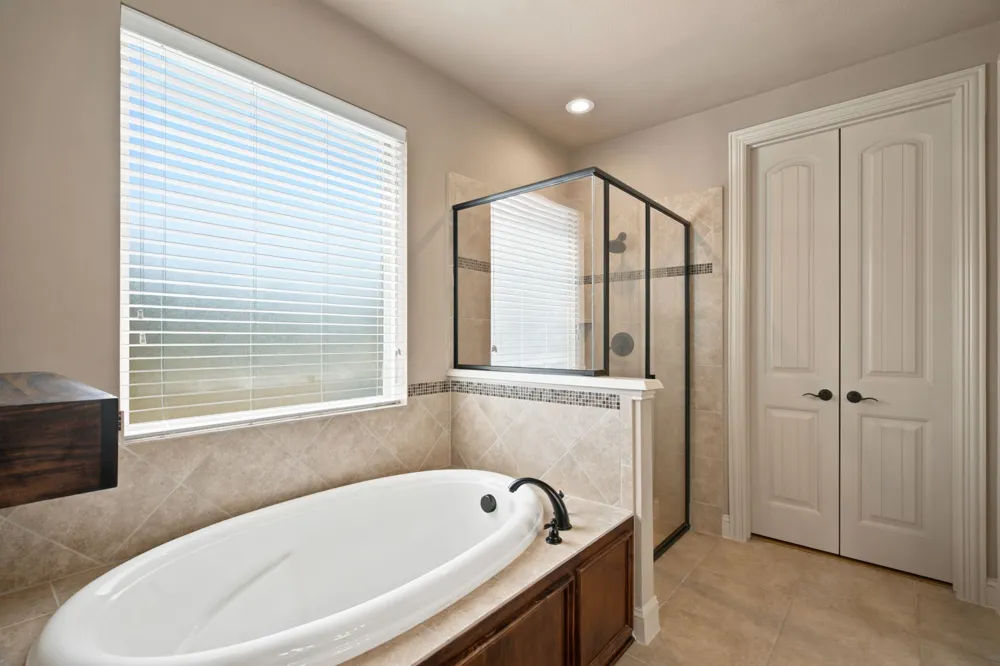 317 Landview Drive Burleson, TX 76028