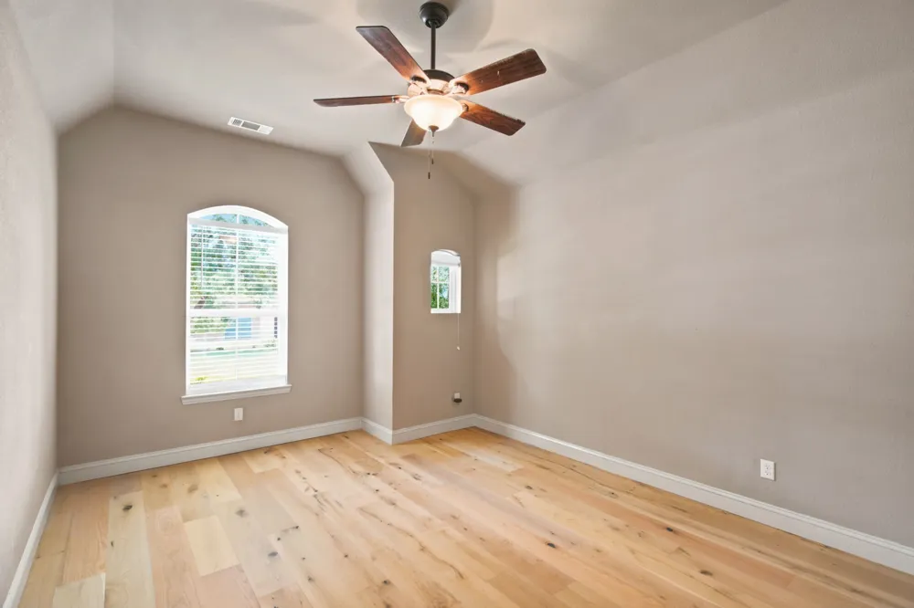 317 Landview Drive Burleson, TX 76028