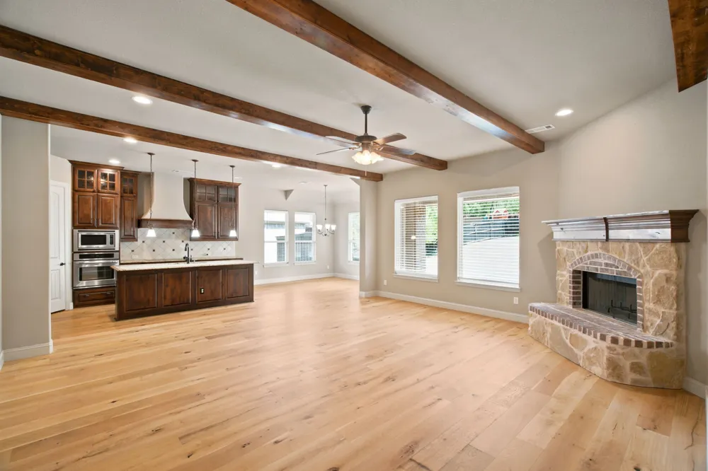 317 Landview Drive Burleson, TX 76028