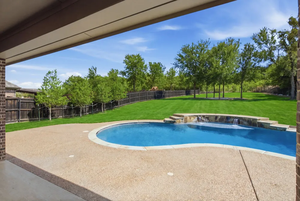 317 Landview Drive Burleson, TX 76028
