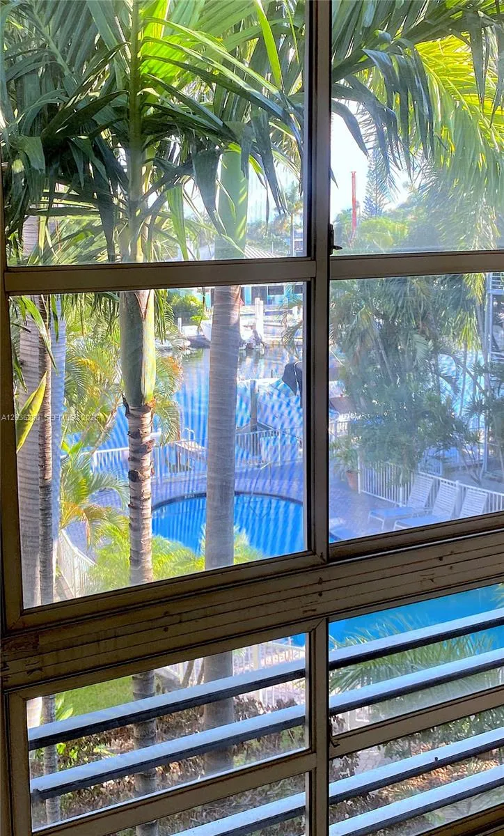 1535 SE 15th St #304 Fort Lauderdale, FL 33316