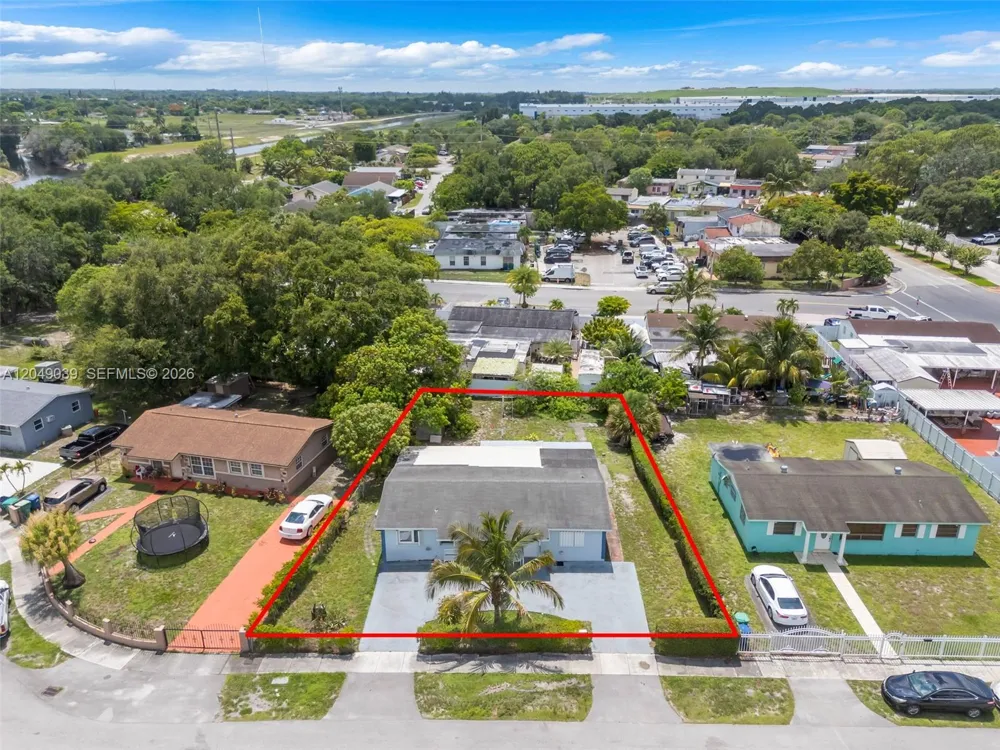 20630 NW 37th Ct Miami Gardens, FL 33055
